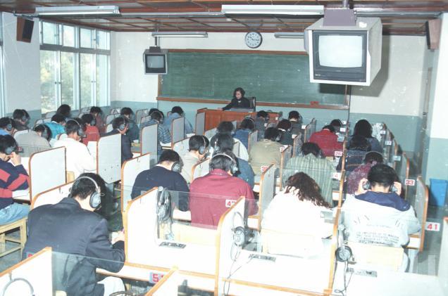 어학교육원 실습수업 광경(1992) 의 사진