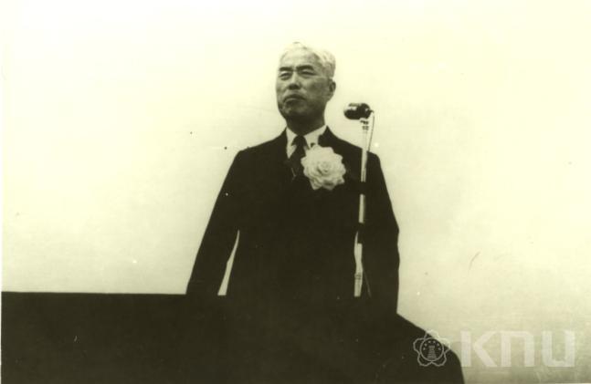초대총장 고병간 박사(1952) 의 사진