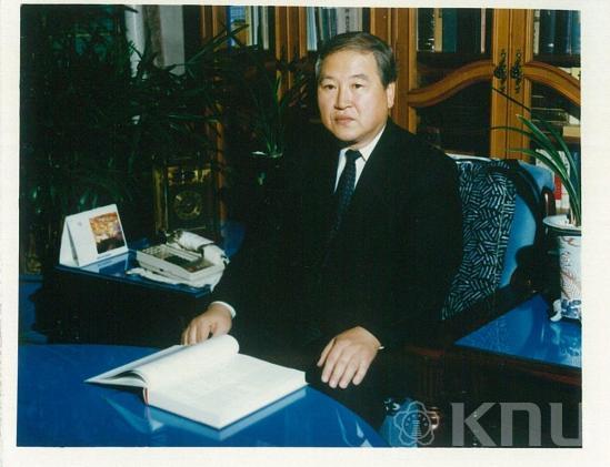 김익동 총장 3 의 사진