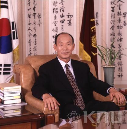 박찬석 총장 1 의 사진