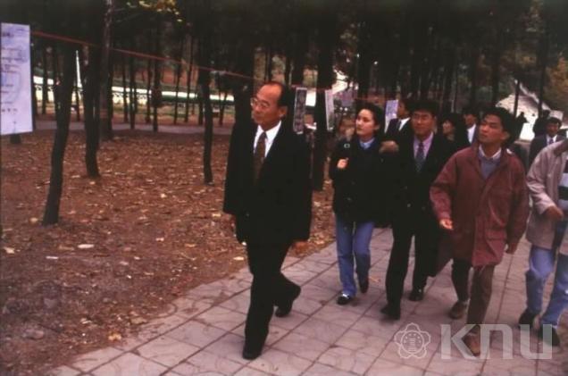 박찬석 총장(2006) 8 의 사진