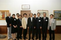 일본 나가사키 대학 교수 6명 예방
