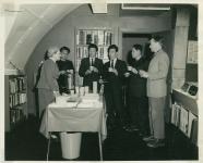 미8군 도서관 개관기념일 참석 의 사진