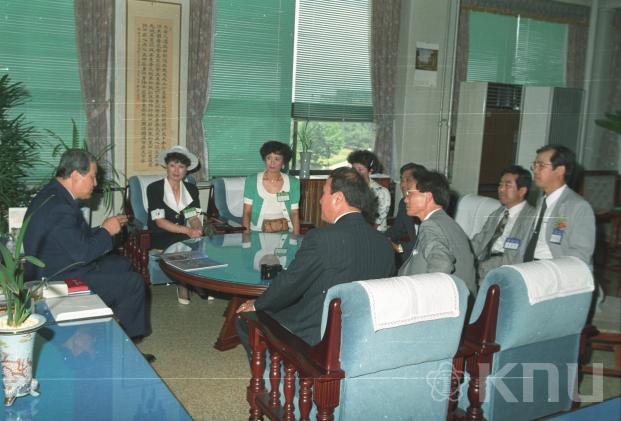 의과대학 34회 동창회원 방문 의 사진