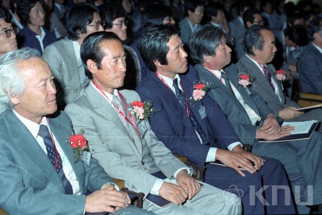 제37주년 개교기념식(1983) 의 사진