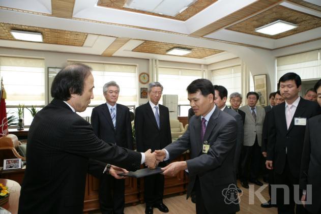 2009년 임명장 수여 의 사진