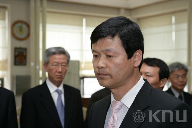 2009년 임명장 수여 의 사진