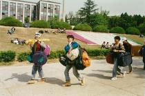 농구장 주변 민주화 운동(1995) 51